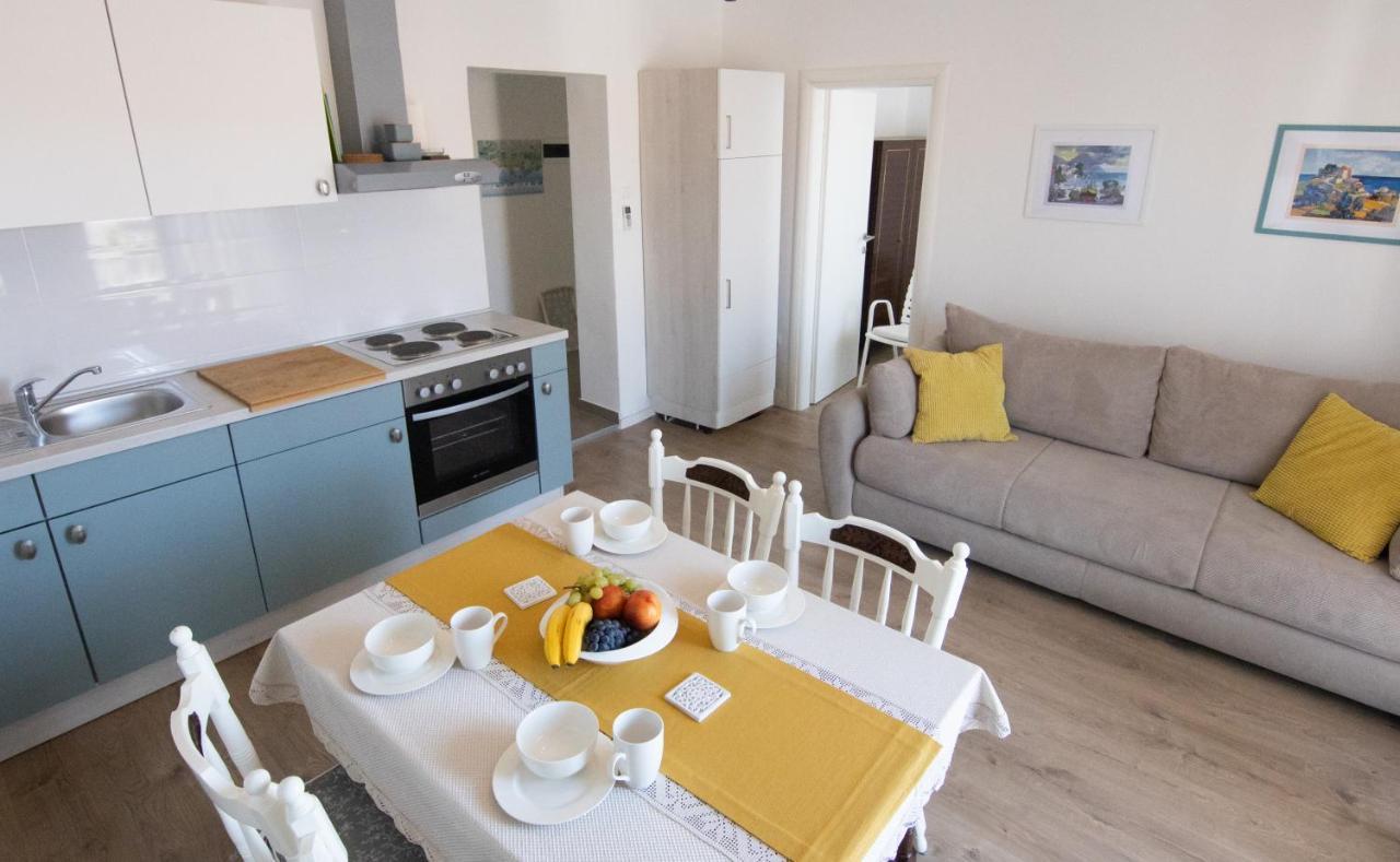 Apartman Grepo Makarska Exteriör bild